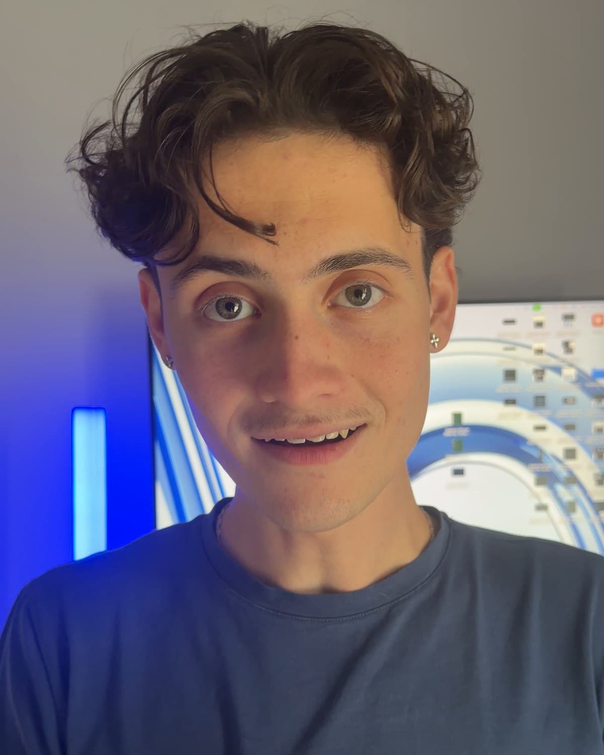 Ethan, consultant IA